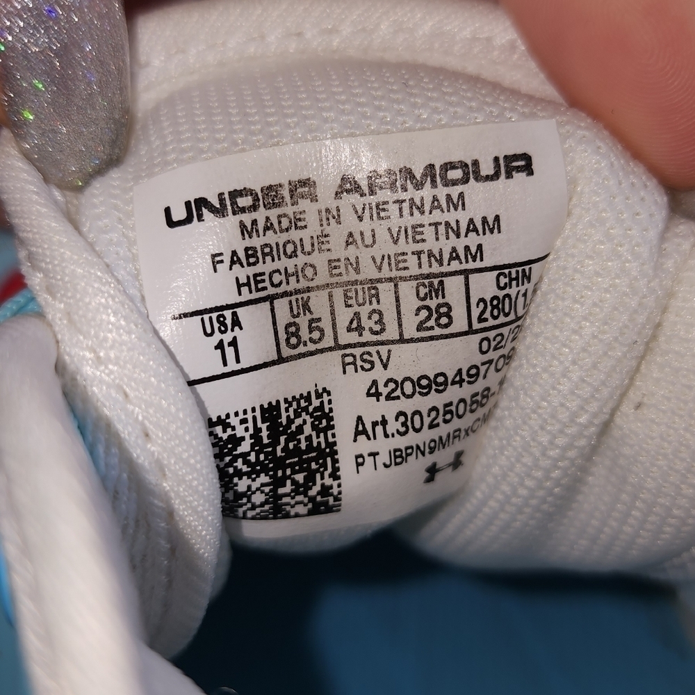 UA Charged Breathe Cross Trainers - Picture 8 of 12